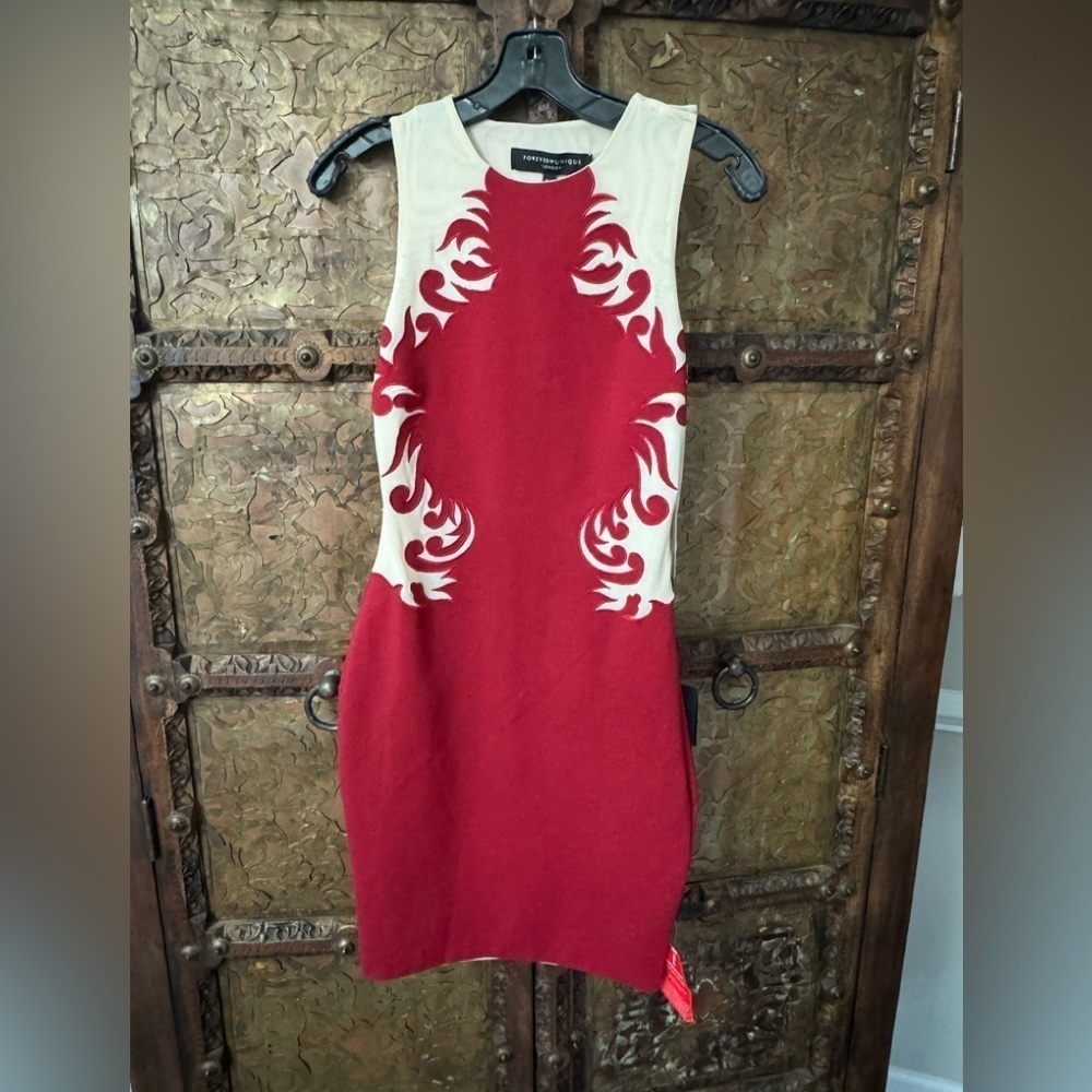 Forever Unique‎ dress 2